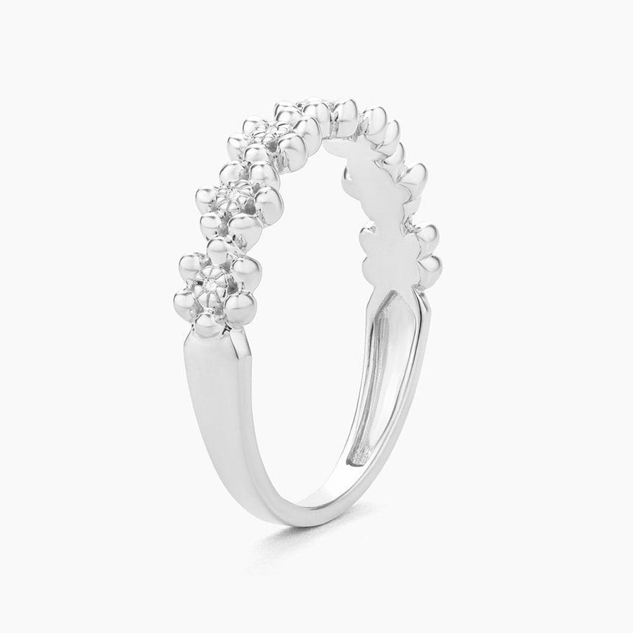 daisy shape diamond ring