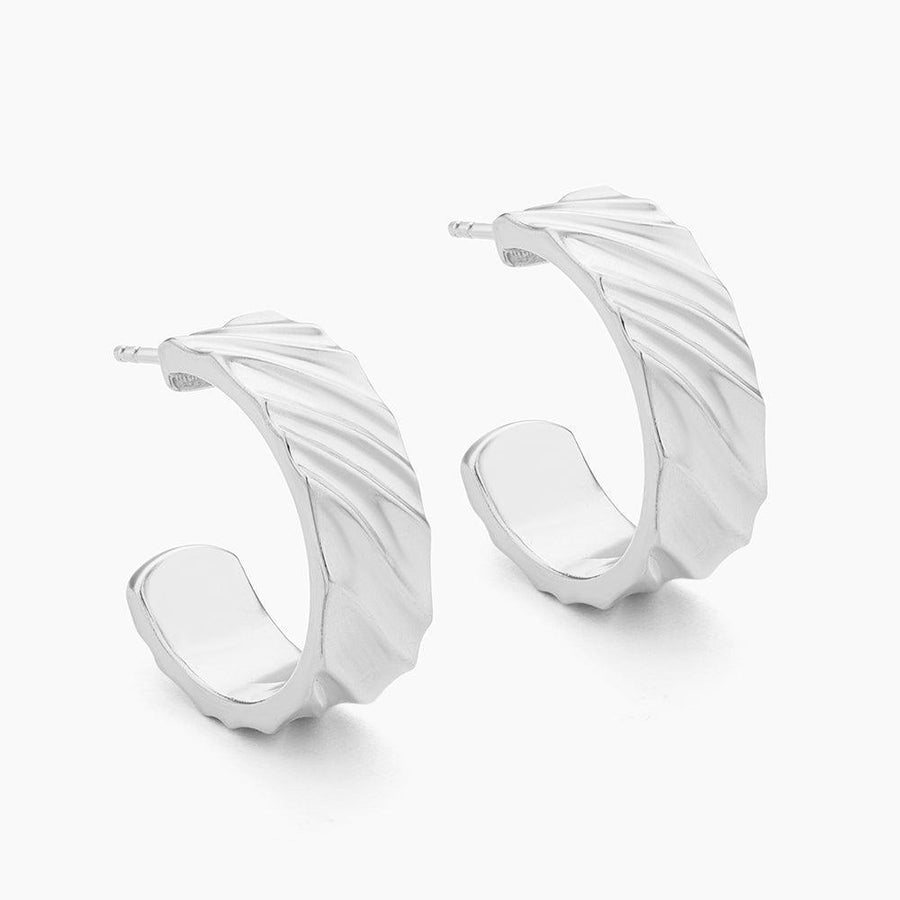 Medium Wave Hoop Earrings