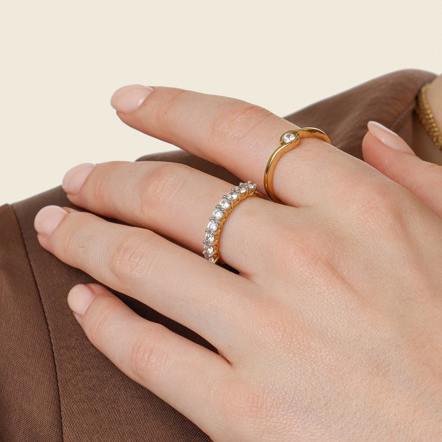 Lab-Grown 0.9 Ct Gladiator Ring