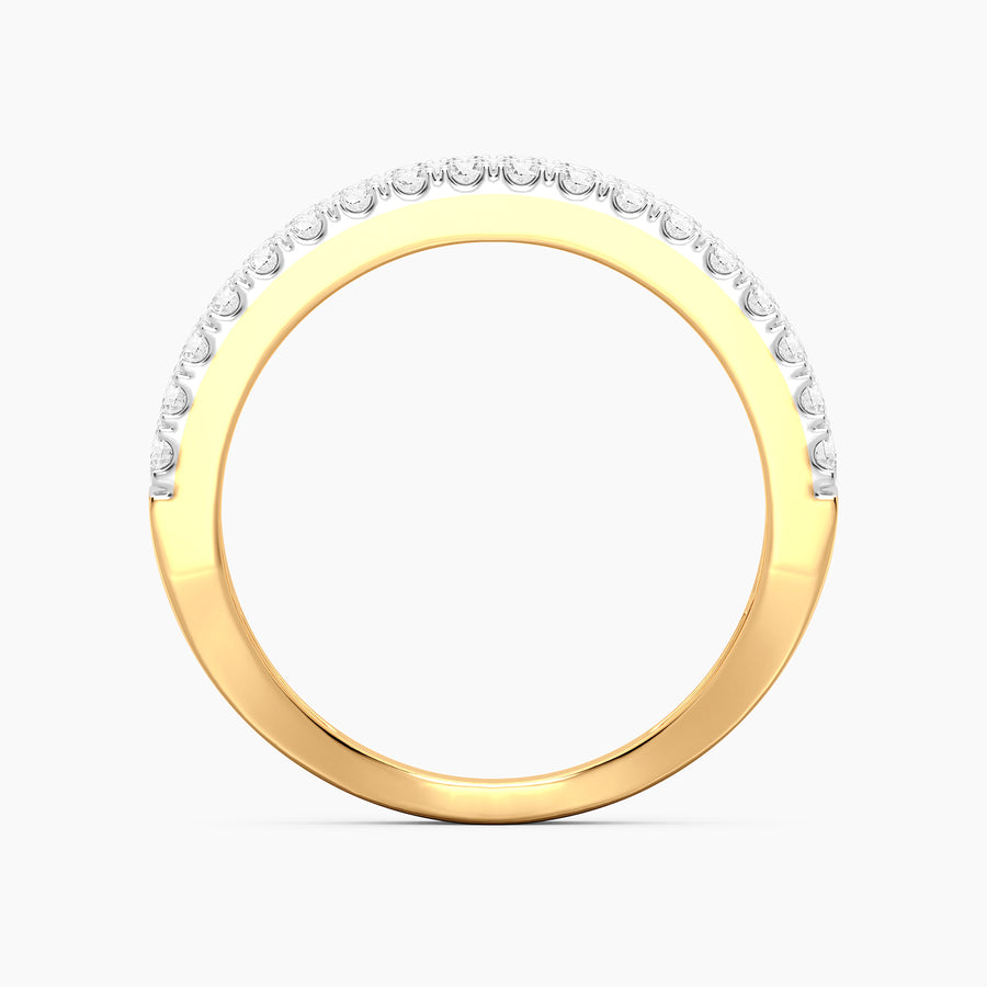 Lab-Grown  Gleaming Round Diamond Band Ring
