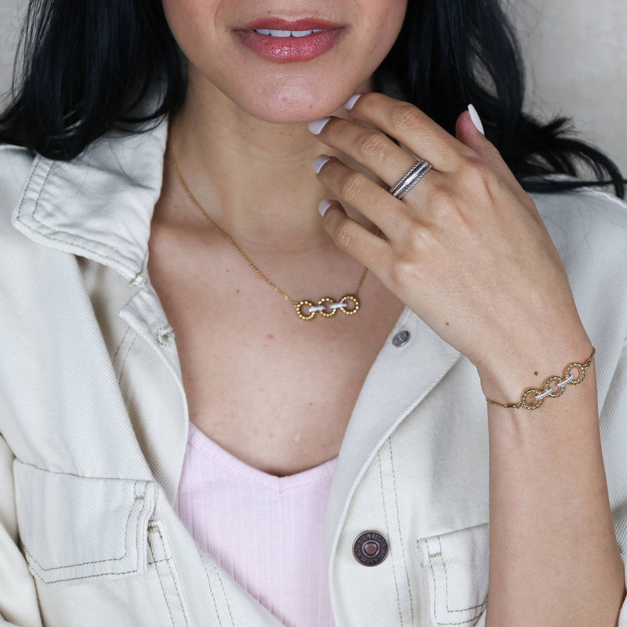 Connect Pendant Necklace