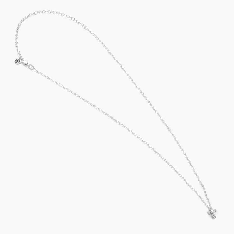 necklace with cross pendant 